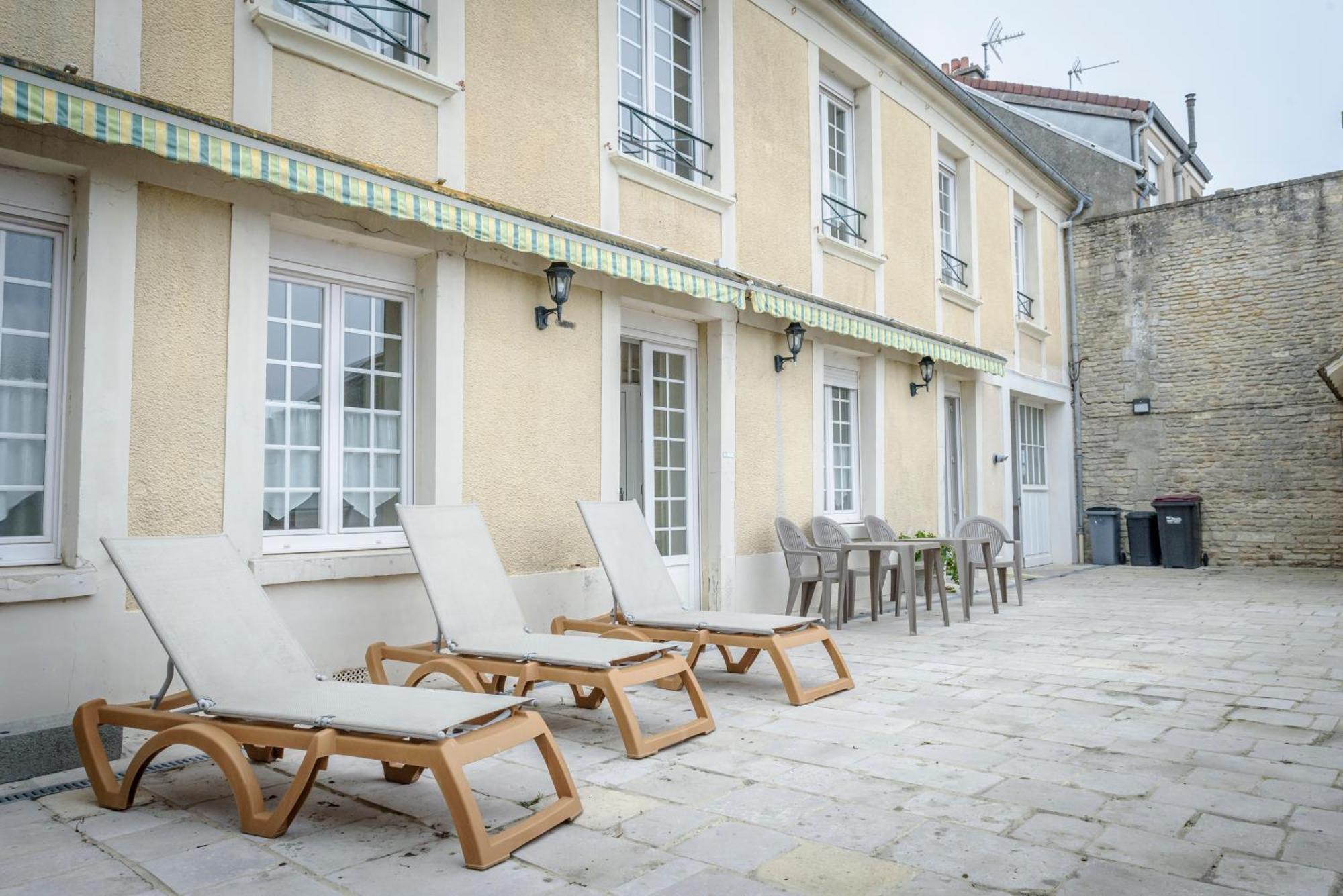 Maison Studios & Appartements Les 4 Vents Люк-сюр-Мер Экстерьер фото